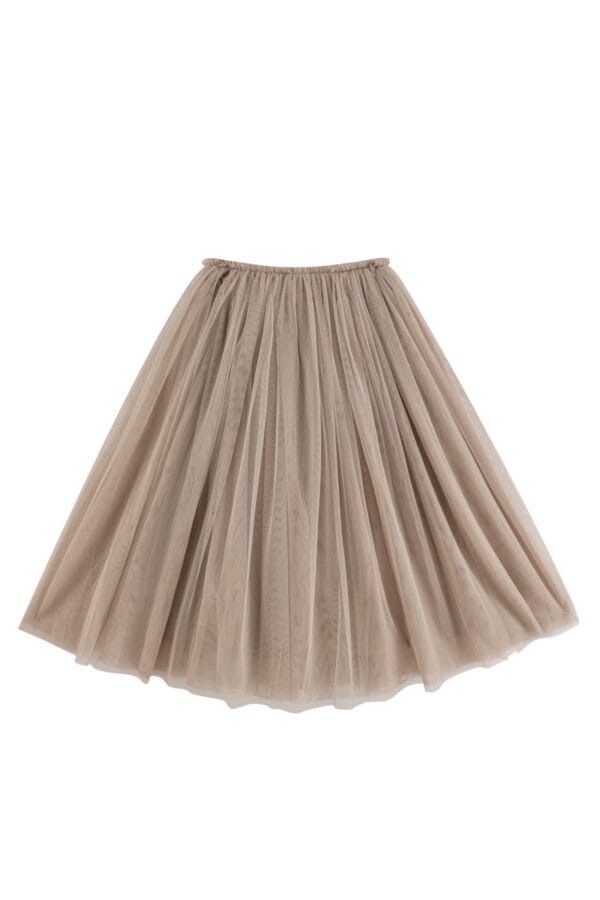 Long tulle skirt in latte color for a girl, light and airy, with an elastic waistband.