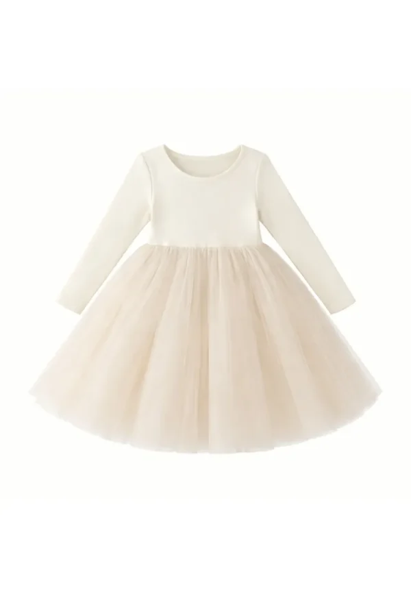 Vestido para niña en color ecru, manga larga y falda de tul en tono beige.