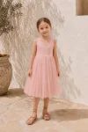 Ärmelloses rosa Tüllkleid