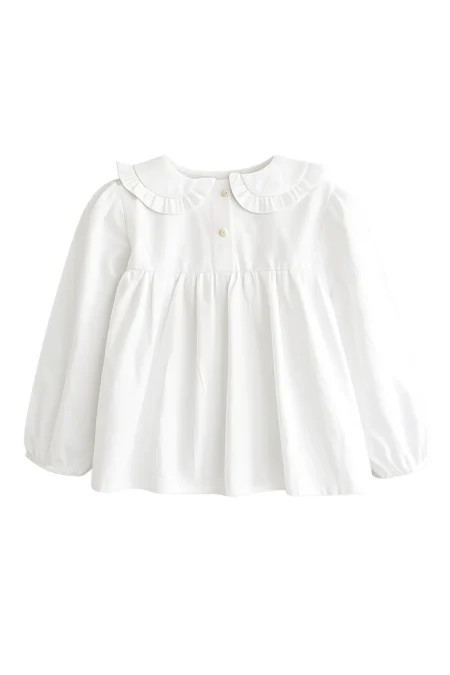 Biała bluzka dla dziewczynki z okrągłym kołnierzykiem i długimi rękawami. Available sizes: 134, 140