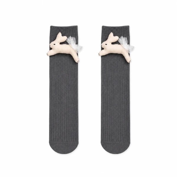 Girls’ grey socks with a 3D bunny and tulle tail.