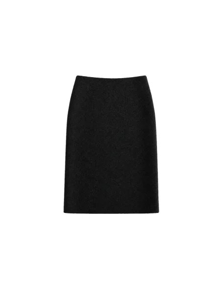 Black skirt for a girl, classic cut, comfortable and elegant. Available sizes: 104/110, 110/116, 122/128, 134, 140