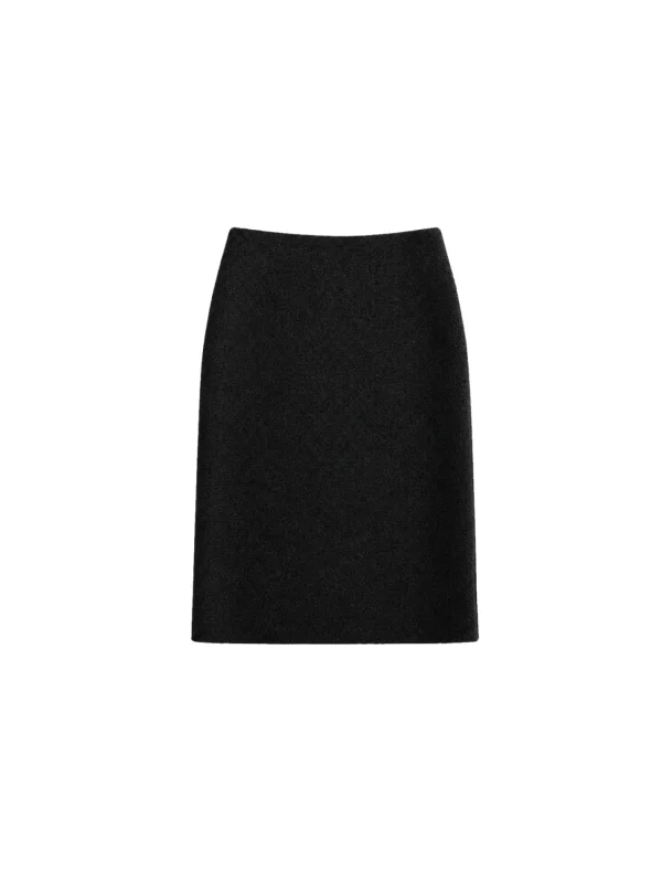Black skirt for a girl, classic cut, comfortable and elegant.